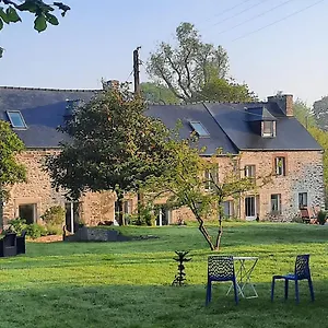Bed & Breakfast L'eau Qui Dort - Et Tables D'hotes Pleslin-Trigavou